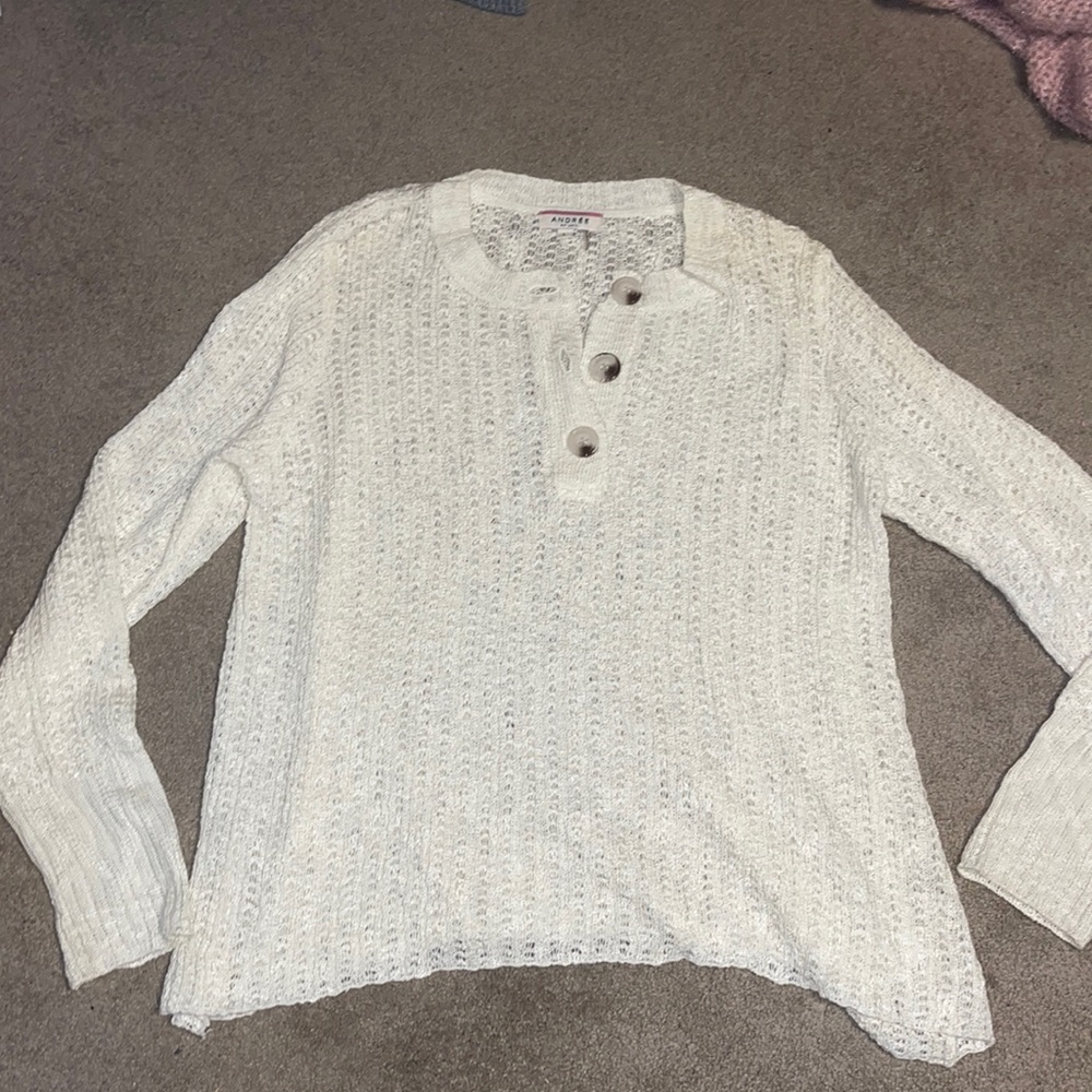 Beautiful knit sweater